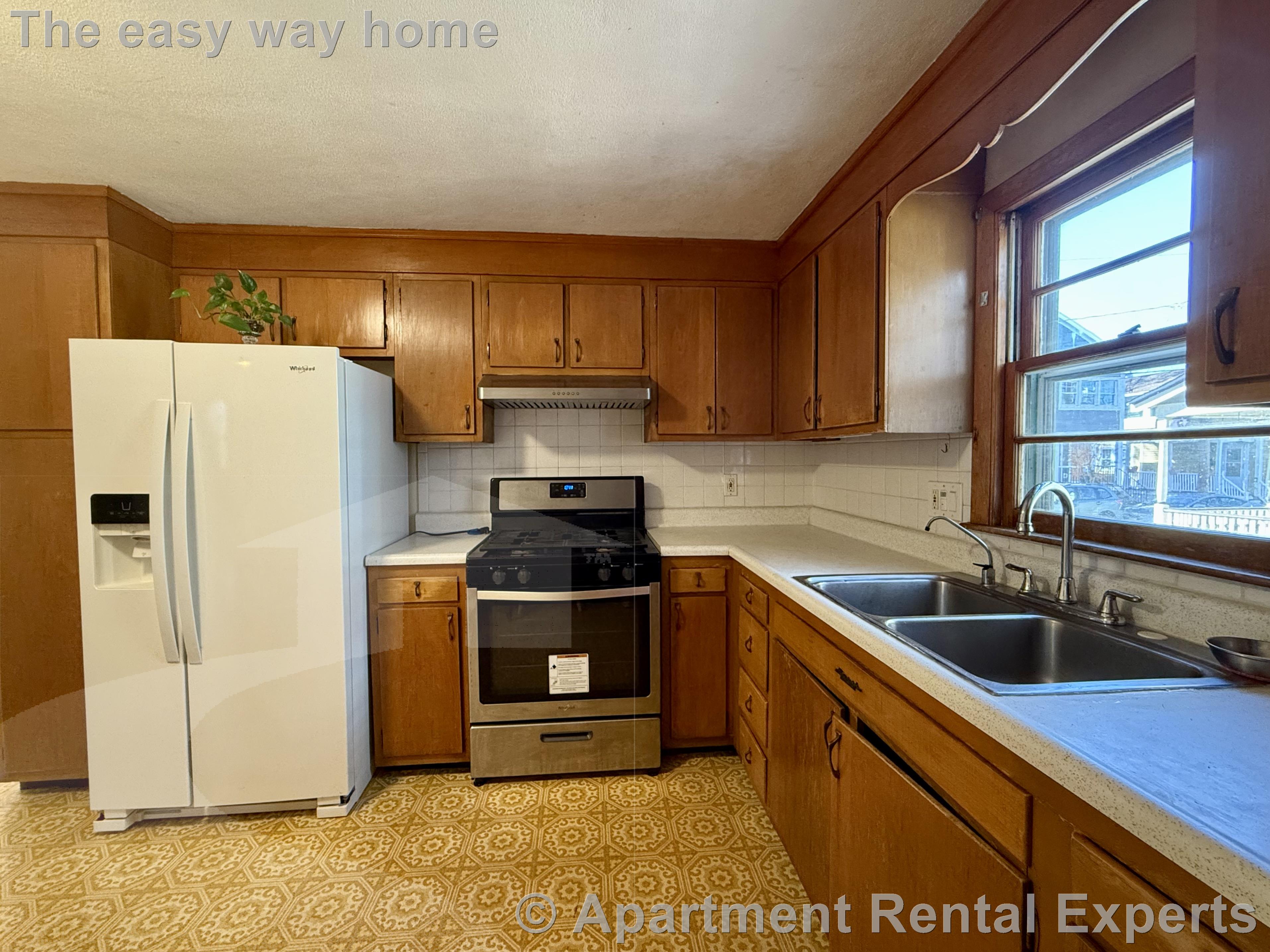 35 Ware St, Teele Square