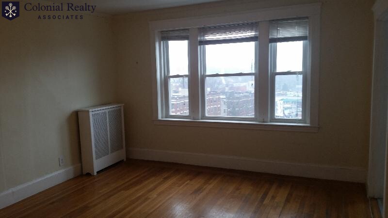 1689 Commonwealth Ave, Brighton