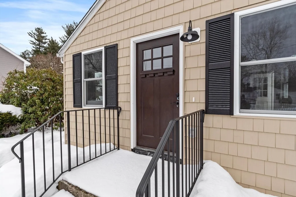 31 Birch Rd, Nabnasset