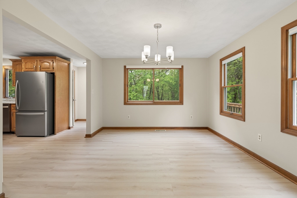 8 Candice Ct, Woburn