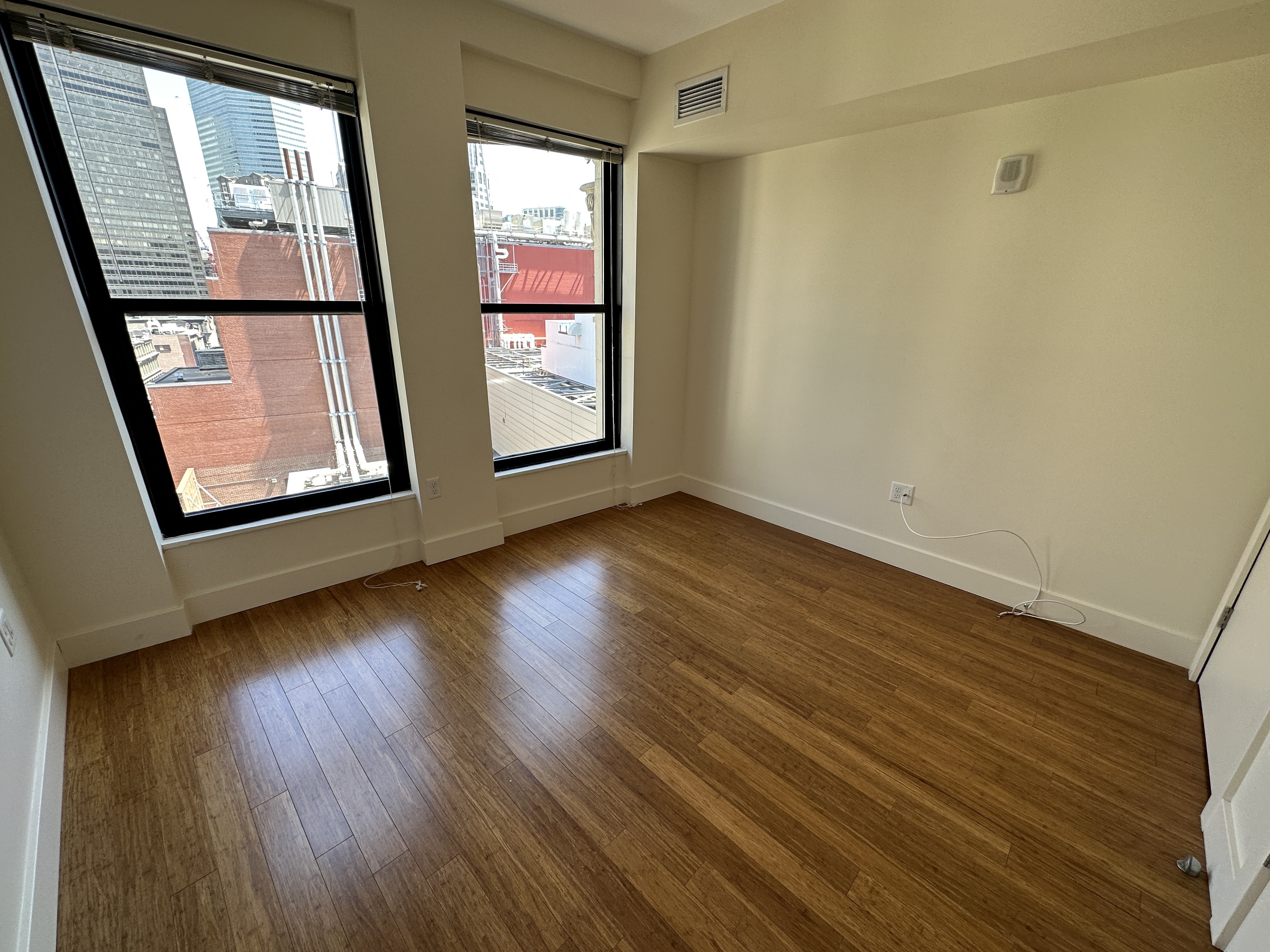 8 Winter St, Downtown