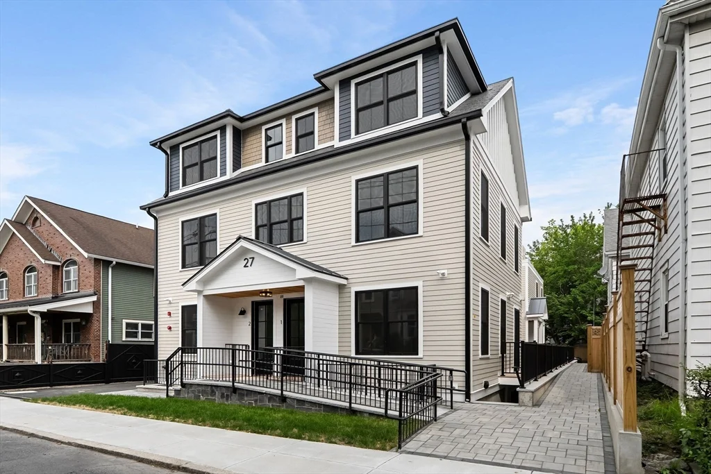 27 Shepard St, Brighton