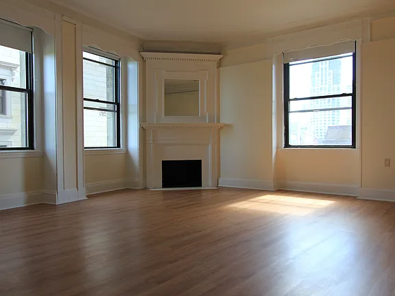 Studio bed, 1 bath apartment for rent at 62 Boylston St Unit 411, Boston Downtown — photo 4 of 5