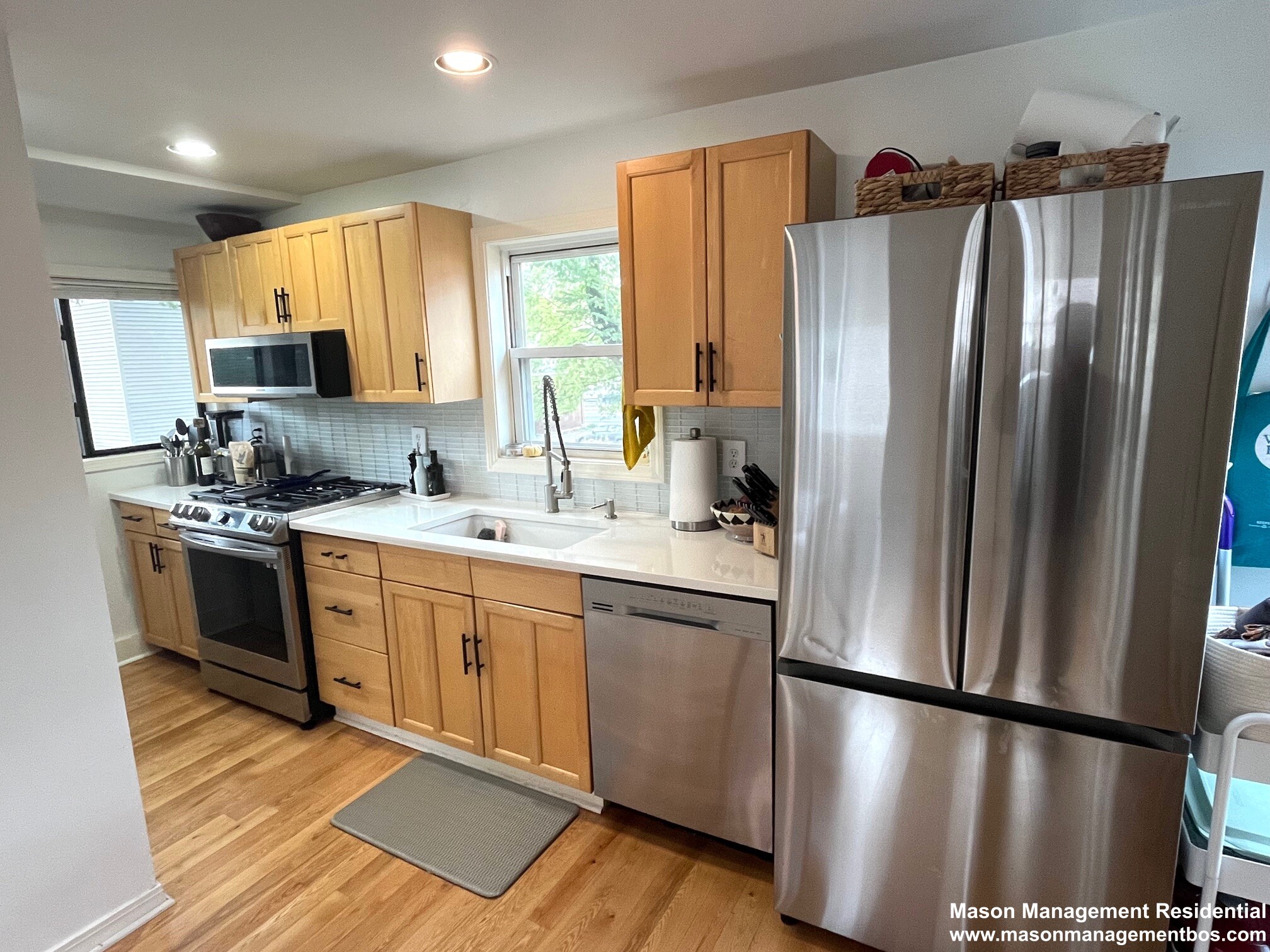 34 Everett Ave, East Somerville