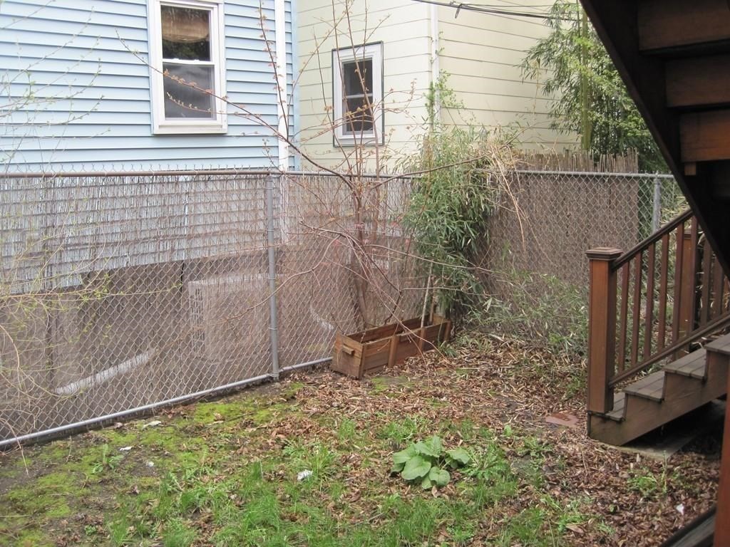 254 Amory St, Jamaica Plain