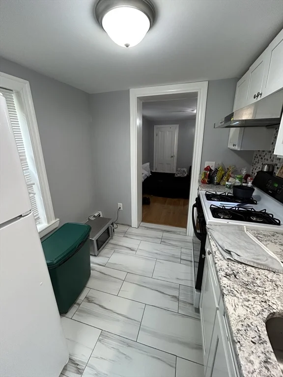 50 Hichborn St, Revere