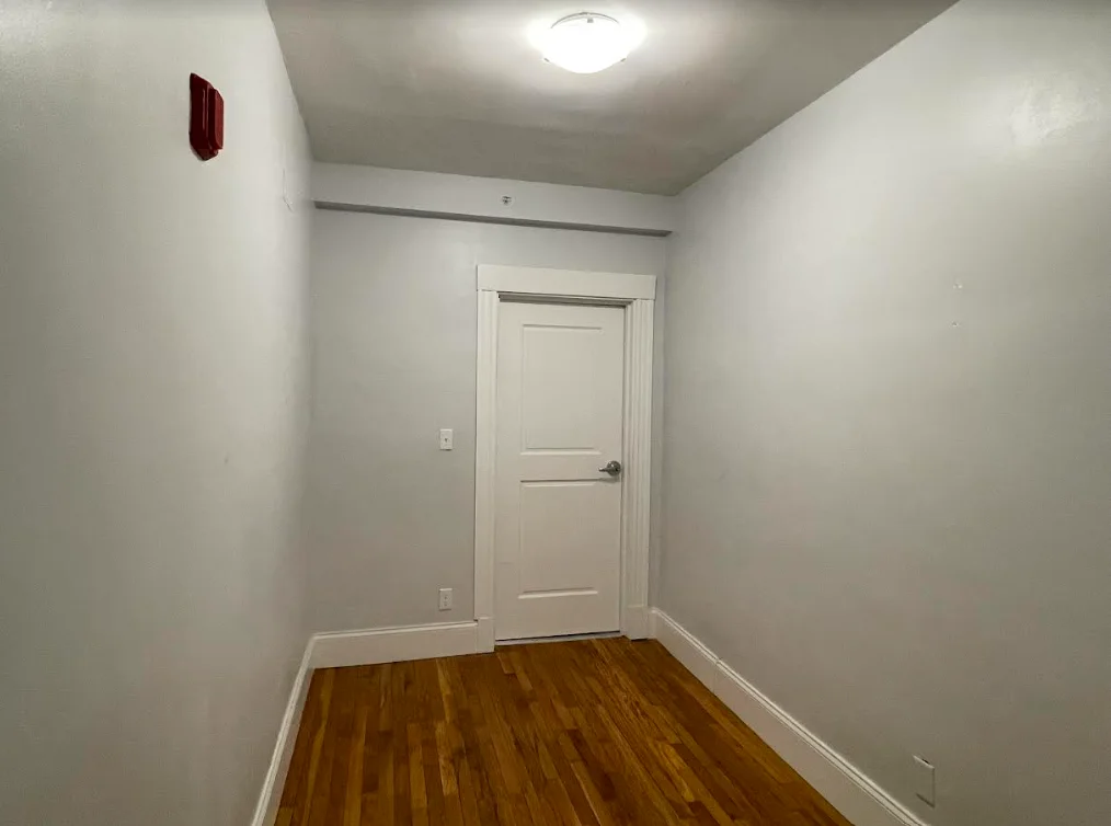 233 Lafayette St, Salem