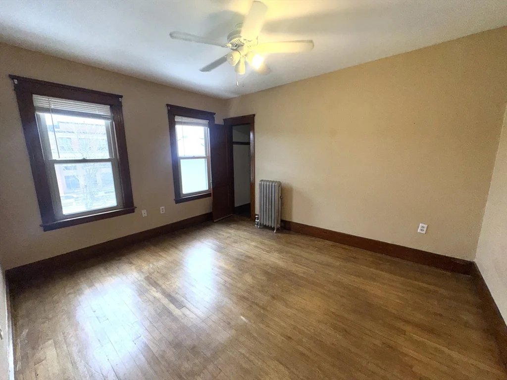 412 Grafton St, Worcester