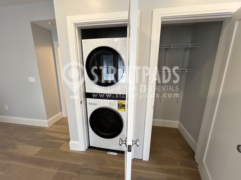 51 Fairbanks St, Brighton