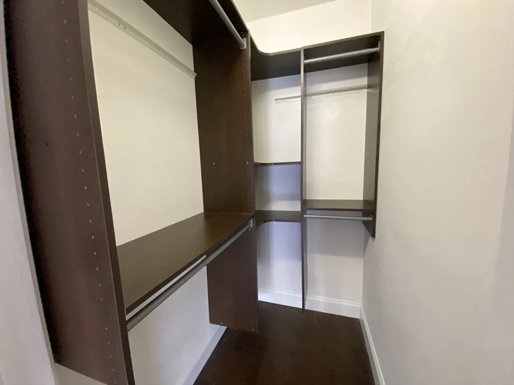 171 Bowen St, South Boston