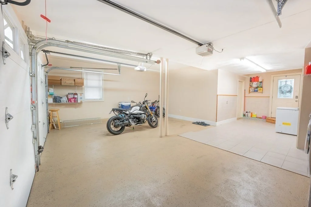 15 Downer Ct, Dorchester