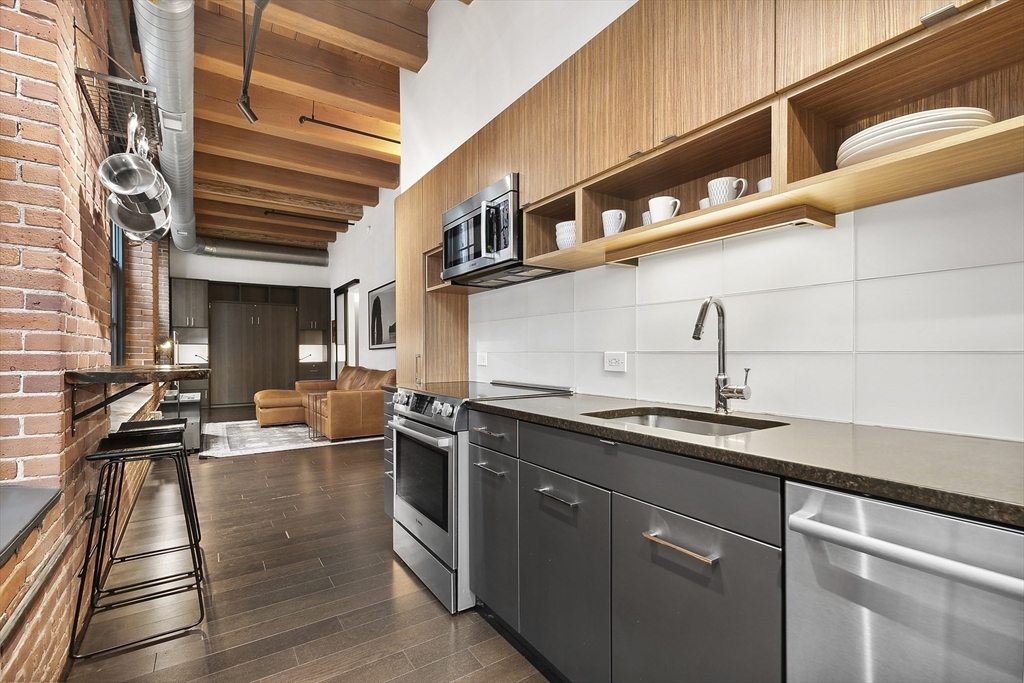 319 A St, Seaport District