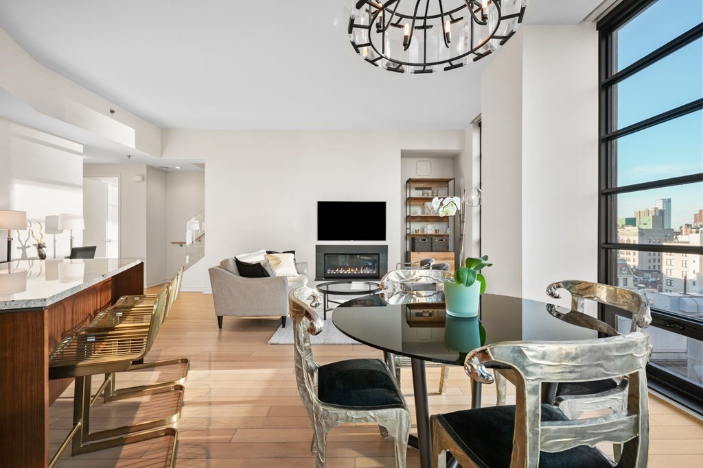 580 Washington St, Theatre District