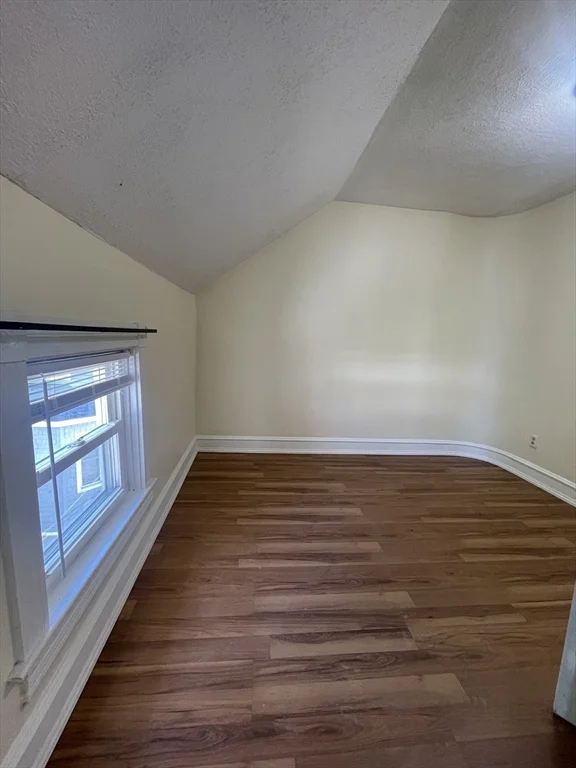 709 Maple St, Fall River