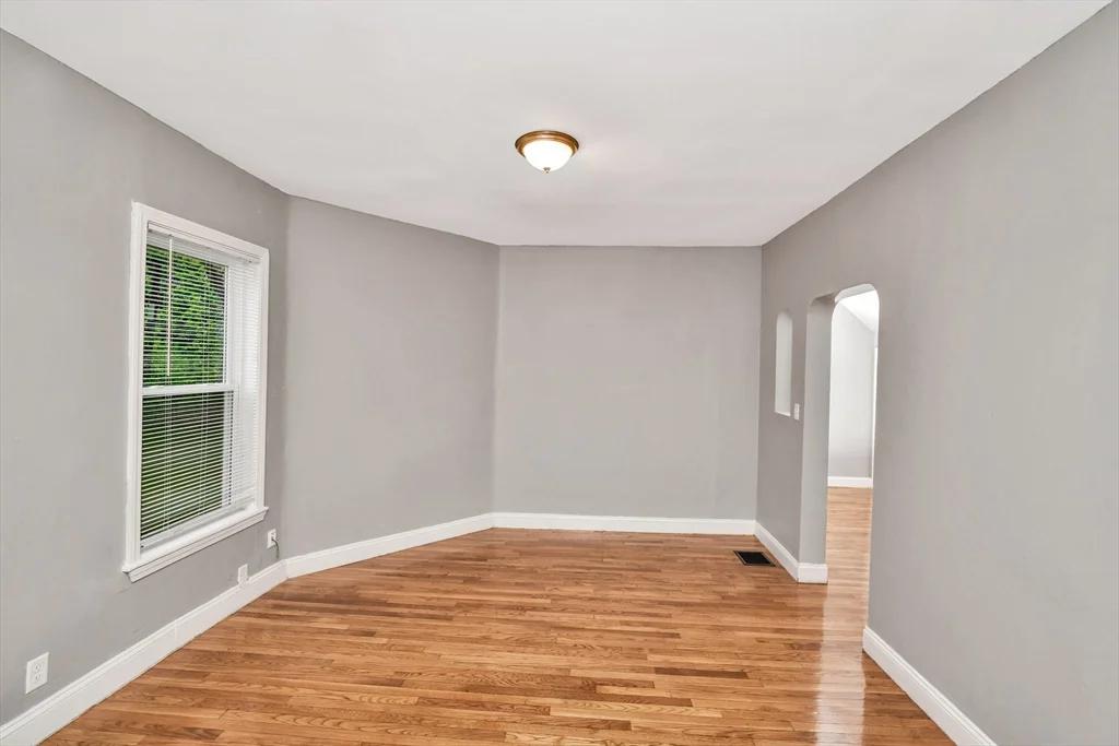 352 Norfolk St, Dorchester
