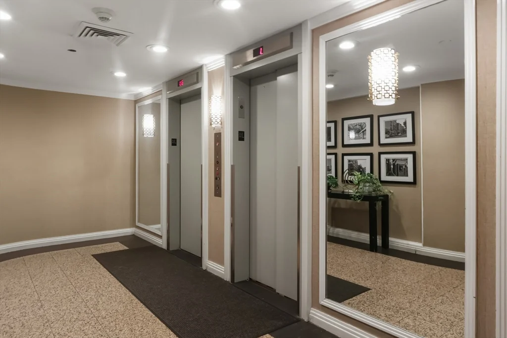 350 North, North End