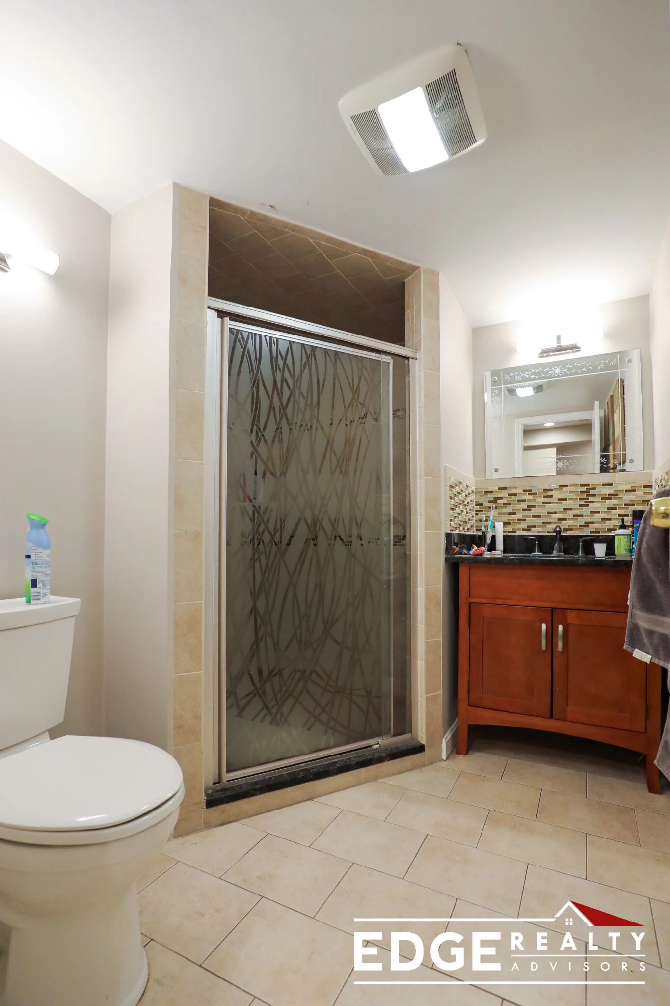 118 Glenville Ave, Allston