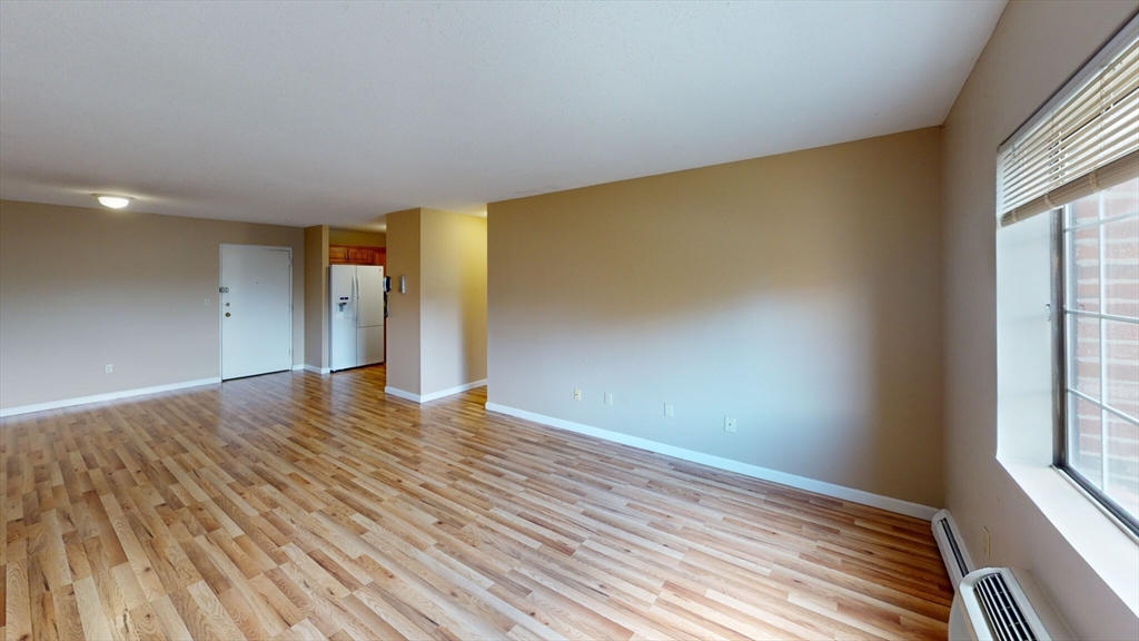 474 Broadway, Magoun Square