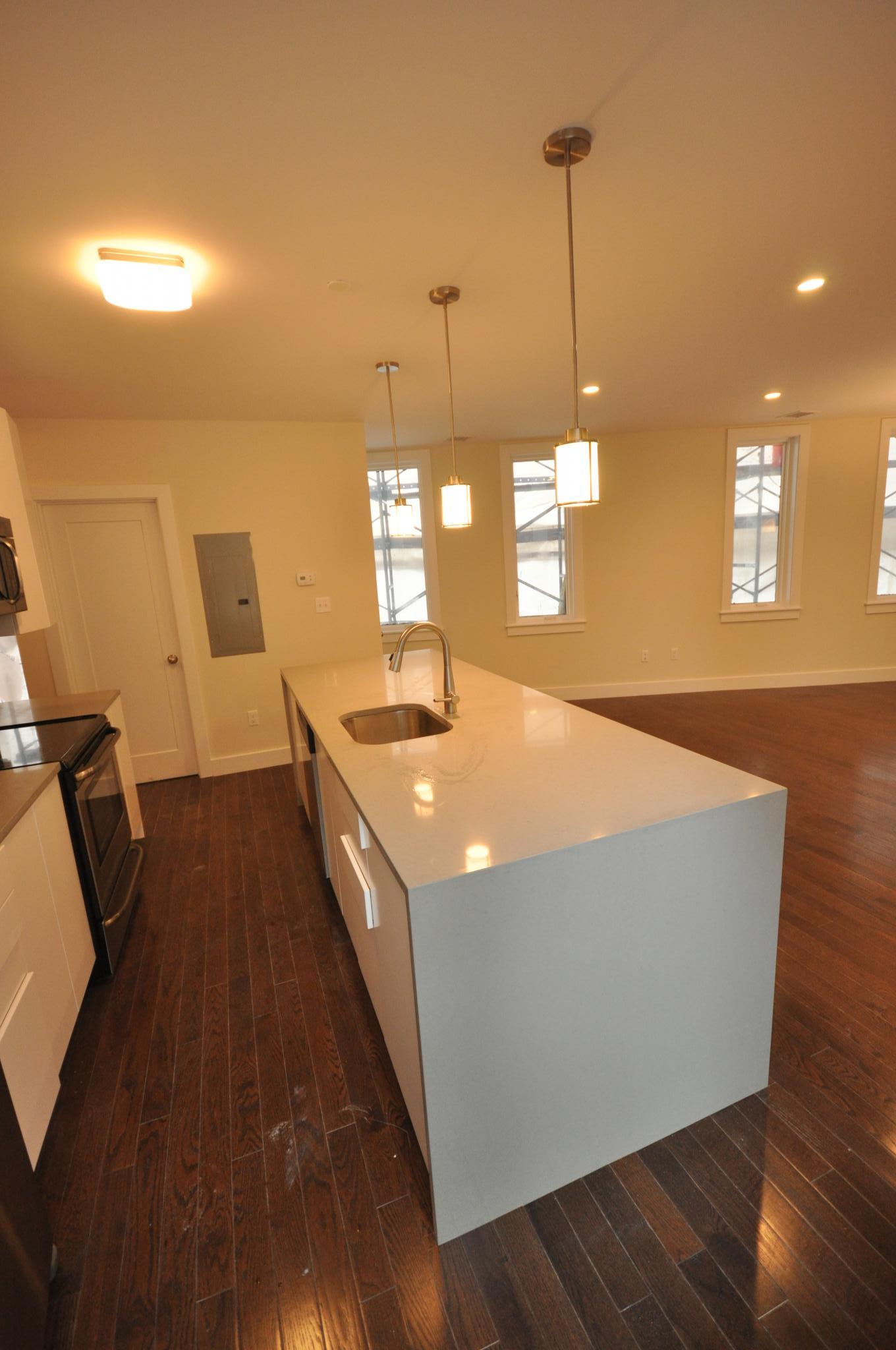4 bed, 2.5 bath apartment for rent at 20 Sussex St Unit 20, Roxbury — photo 12 of 31