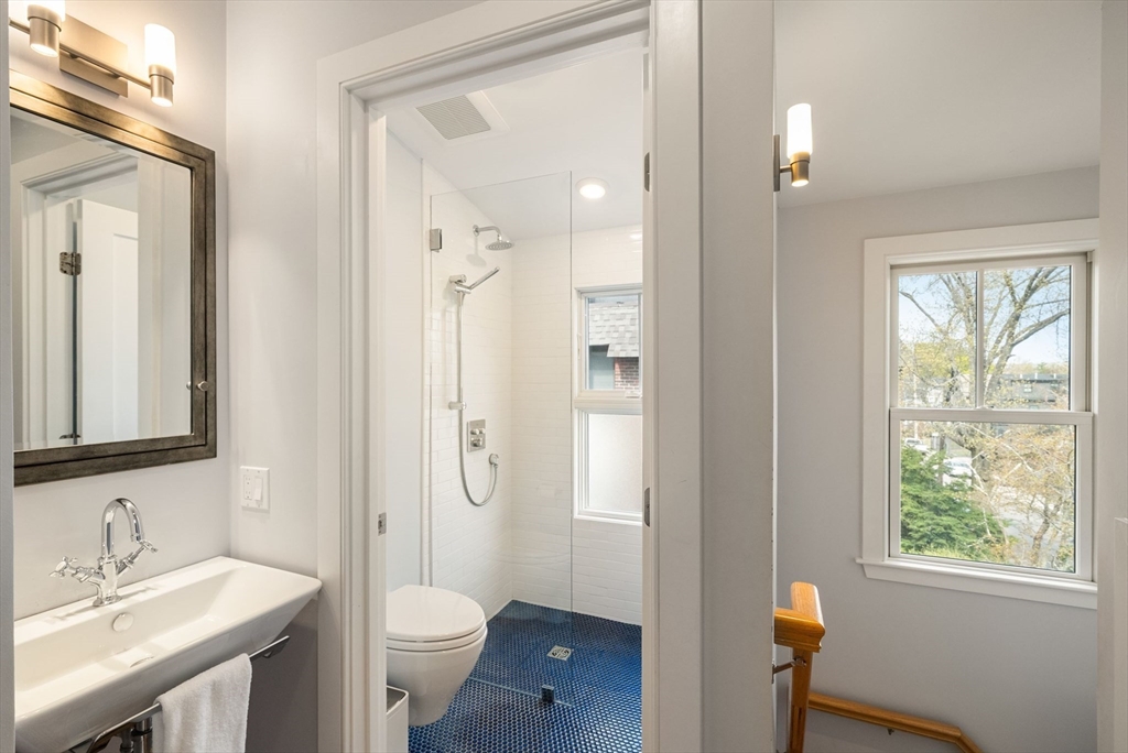 14 Hubbard Ave, Cambridge