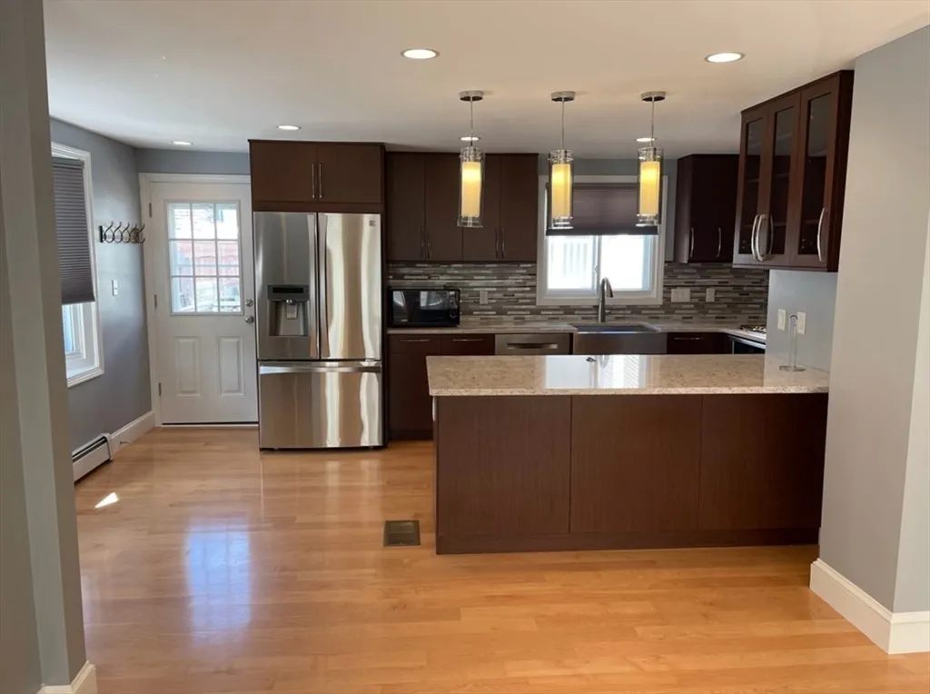 283 C St, South Boston