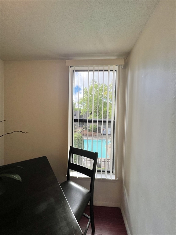 2 Shrewsbury Green Dr, Shrewsbury