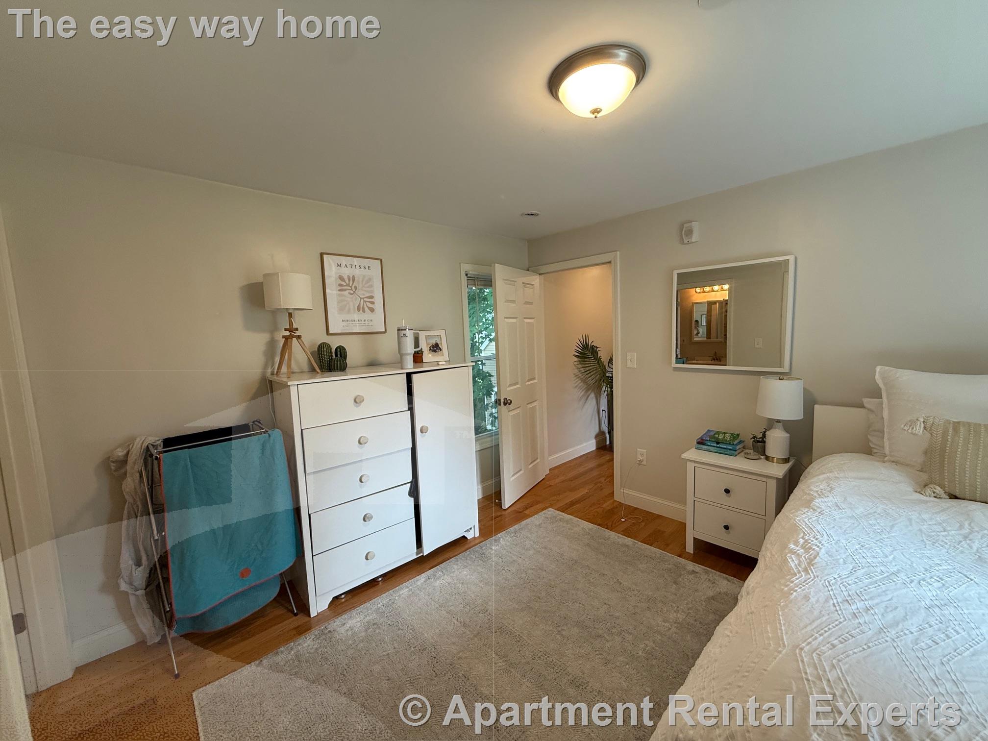 44 Cogswell Ave, Porter Square