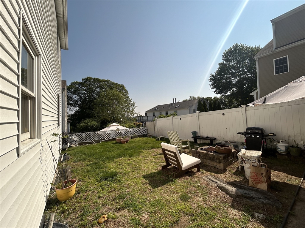 88 Sylvia St, Arlington