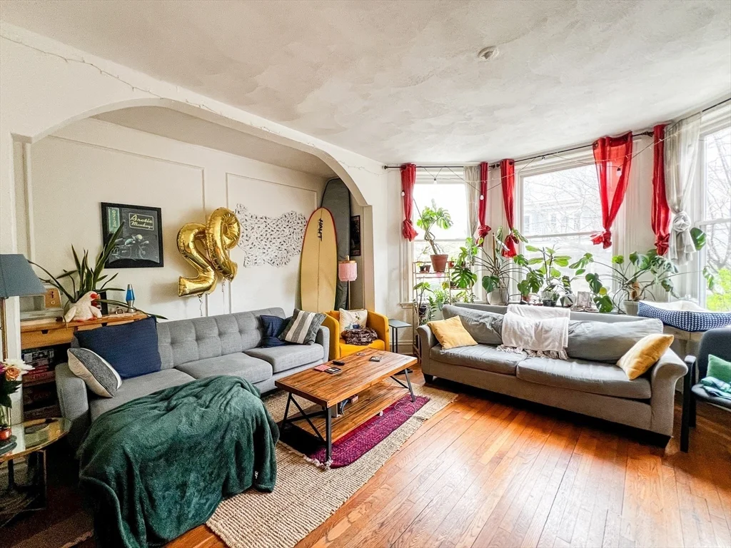 144 Coolidge St, Coolidge Corner