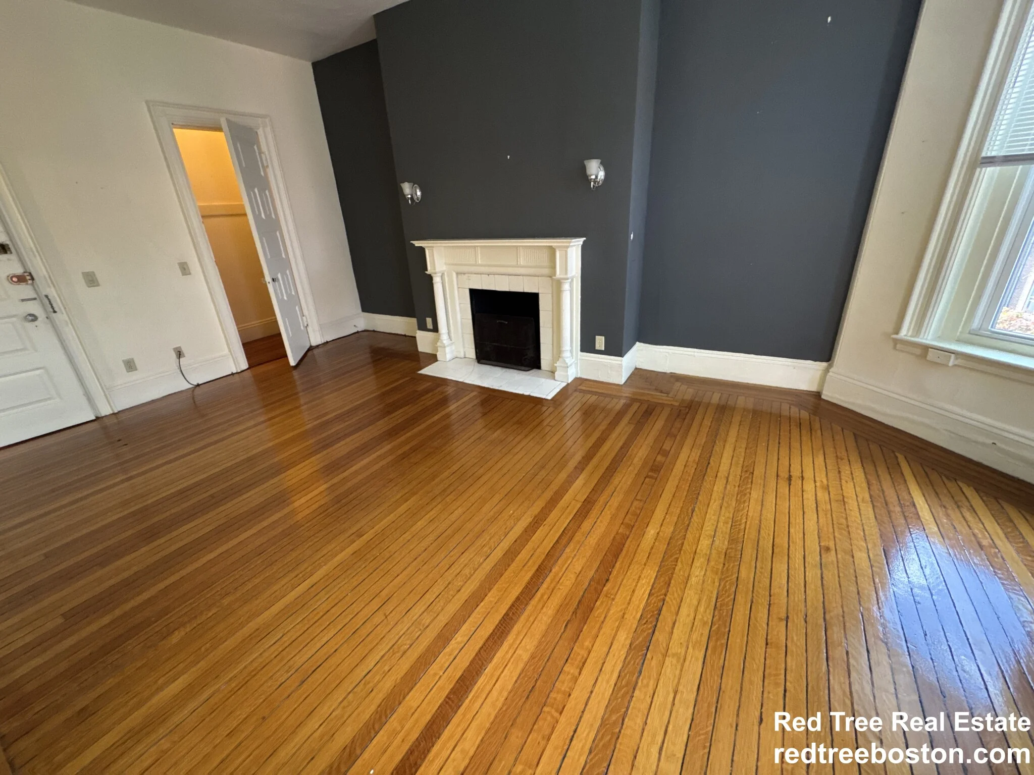 379 Commonwealth Ave, Back Bay