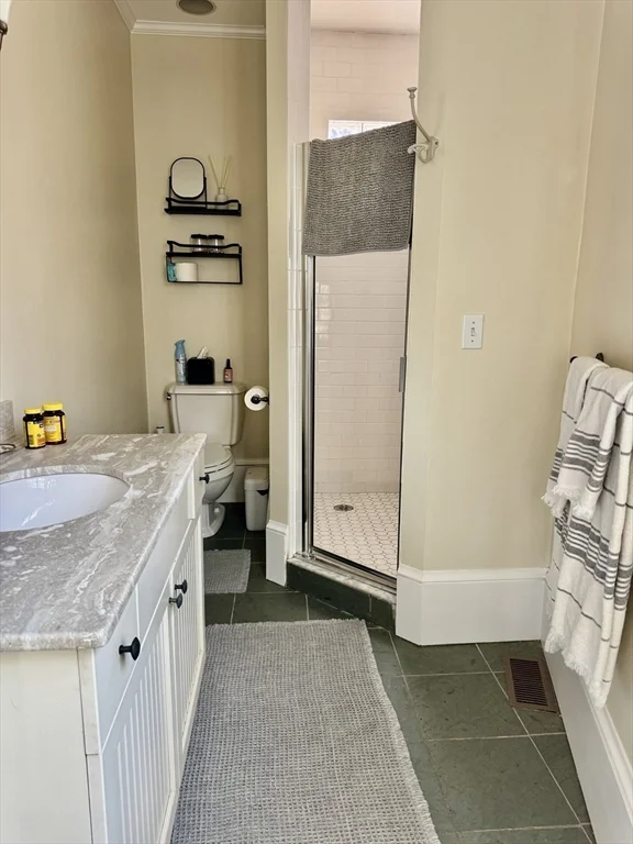 54 Chestnut St, Charlestown