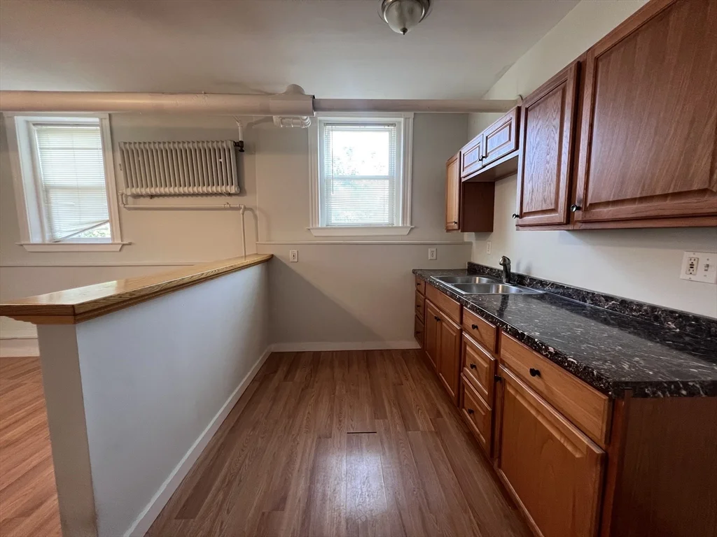 7 Sherborn Ct, Medford