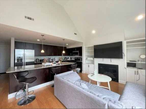 1501 Commonwealth Ave, Brighton