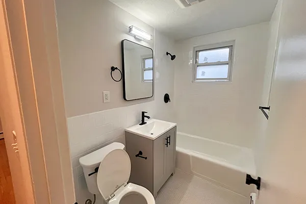 150 Brown St, South Side