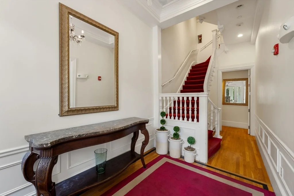 349 Marlborough St, Back Bay