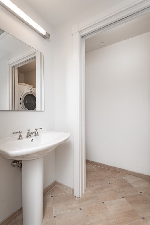 45 Province, Midtown