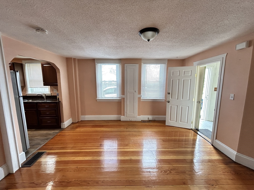 81 Brown St, South Attleboro