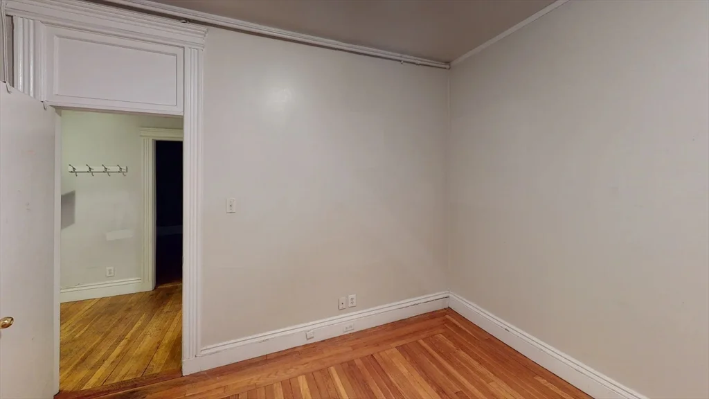 52 Charlesgate E, Brighton