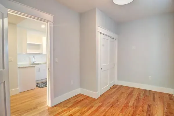 326 Chelsea St, East Boston