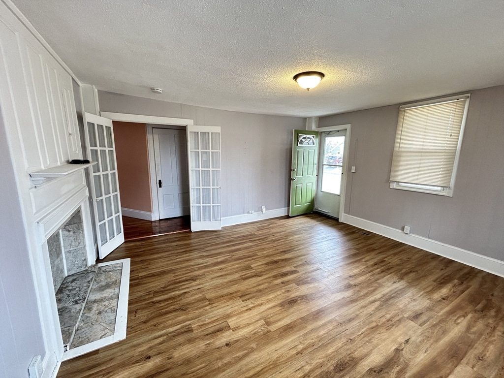 81 Brown St, South Attleboro