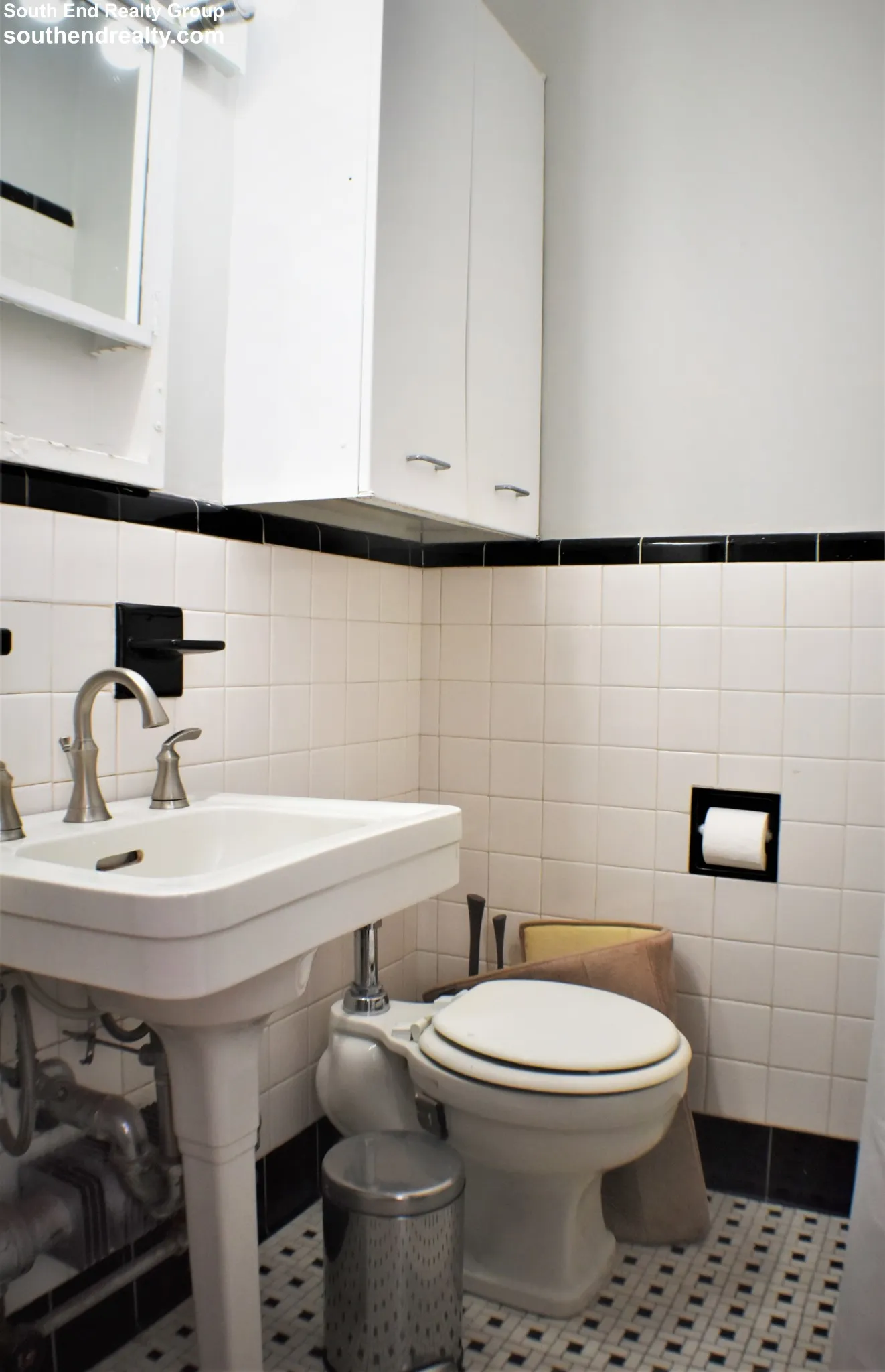 21 Beacon St, Downtown