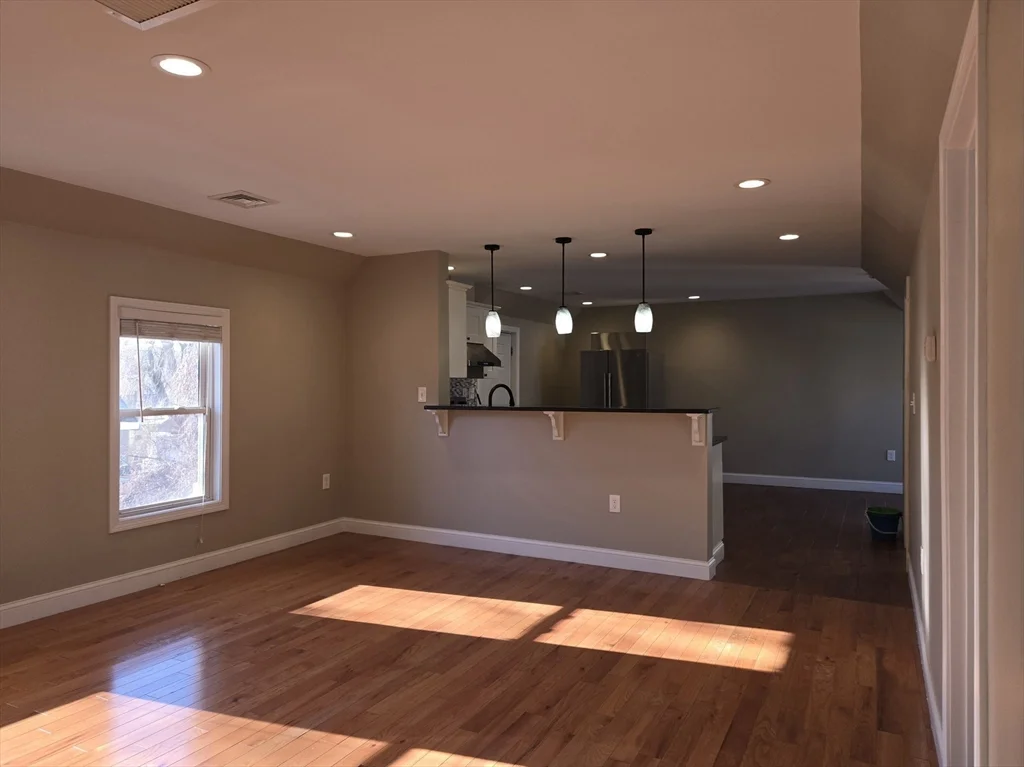 3 Pearl St, Stoneham