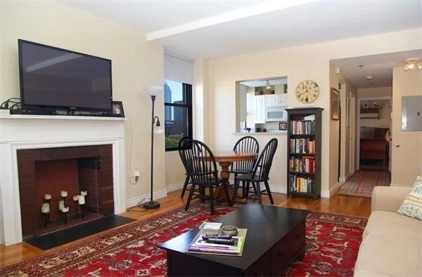 4 Charlesgate E, Back Bay