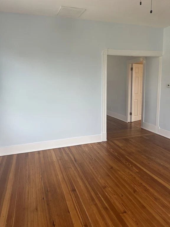 188 Thompson, South End