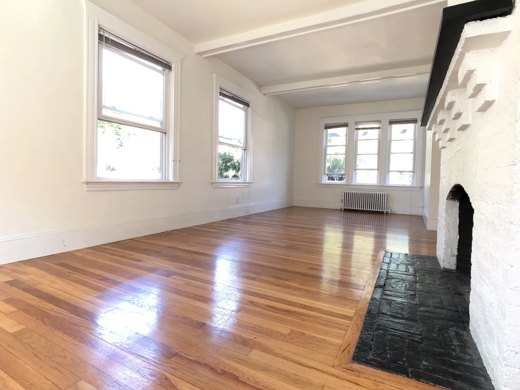 102 Erie Ave, Newton Highlands