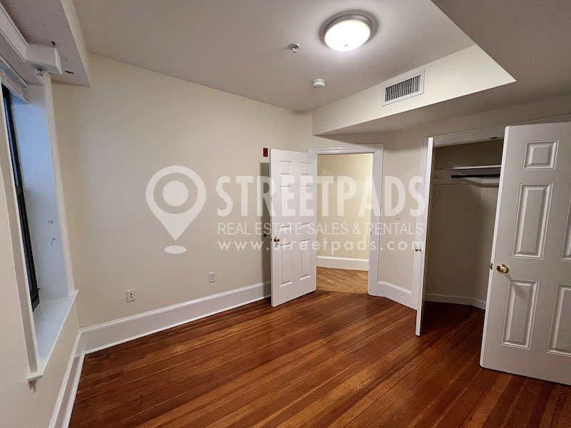 881 Massachusetts Ave, Central Square