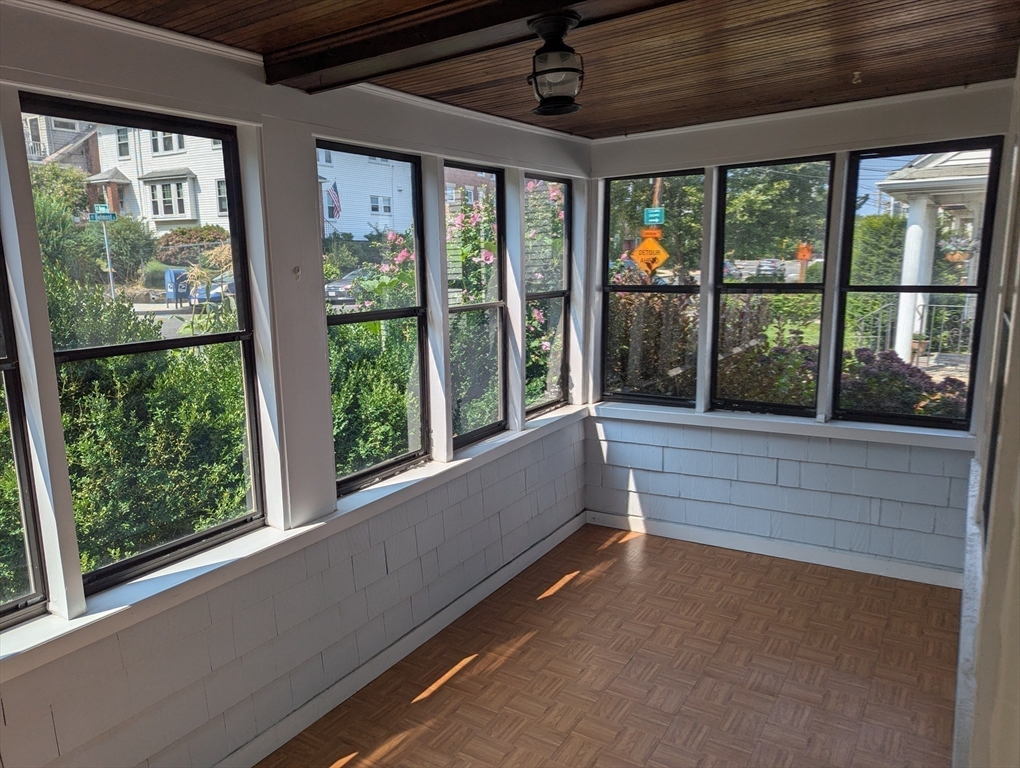 519 Belmont St, Belmont