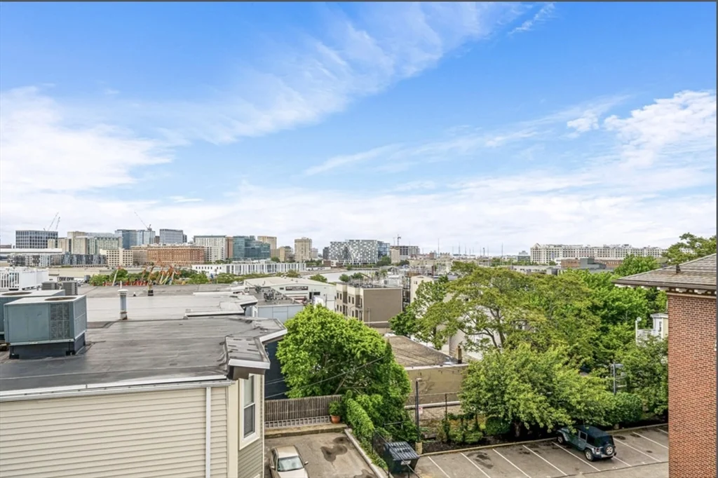 476 E 3rd St, South Boston