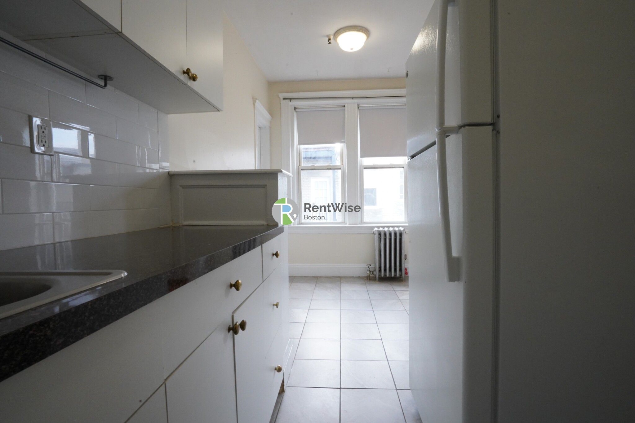 131 Washington St, Brighton