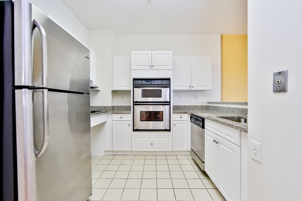 1 Cityview Ln, Quincy